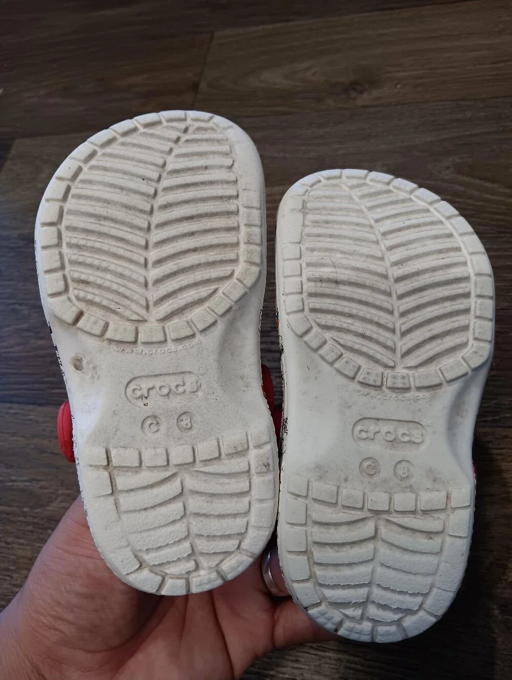 CROCS PEANUTS CLASSIC CLOG Sz C8